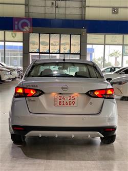 نيسان فيرسا